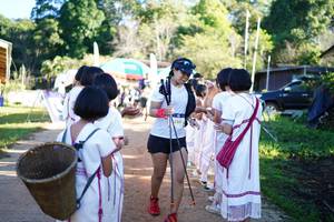 BIB: 3207
                            <button type="button" onclick="openModal(19024515)" class="btn btn-primary btn-sm float-right btn-popup" data-toggle="modal" data-target=".modal-high-quality">
                        <i class="fas fa-shopping-cart"></i> Add to Cart
                    </button>
                                            <button type="button" onclick="isThisMe(19024515, true)" class="btn btn-success btn-sm float-right btn-popup btn-isme hidden" data-toggle="tooltip" data-placement="bottom" title="นี่คือรูปของคุณใช่ไหม คลิกที่นี่เพื่อเอาเข้าอัลบั้ม">
                        <i class="fas fa-plus"></i> Add to album
                    </button>
                    <button type="button" onclick="isThisMe(19024515, false)" class="btn btn-warning btn-sm float-right btn-popup btn-isnotme hidden">
                        <i class="fas fa-ban"></i> Remove from album
                    </button>